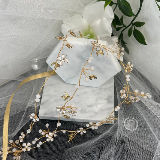 Eternal Wedding Hair Vine: Nature-Inspired Crystal Elegance.