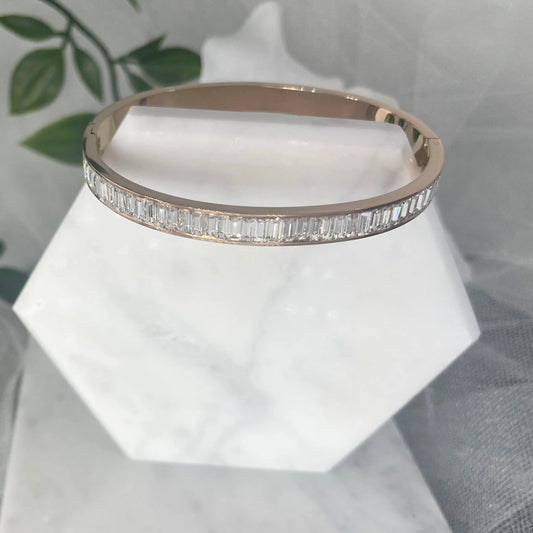 Goddess Bridal Bracelet: 18K Gold Plated | Luxury bridal accessories.