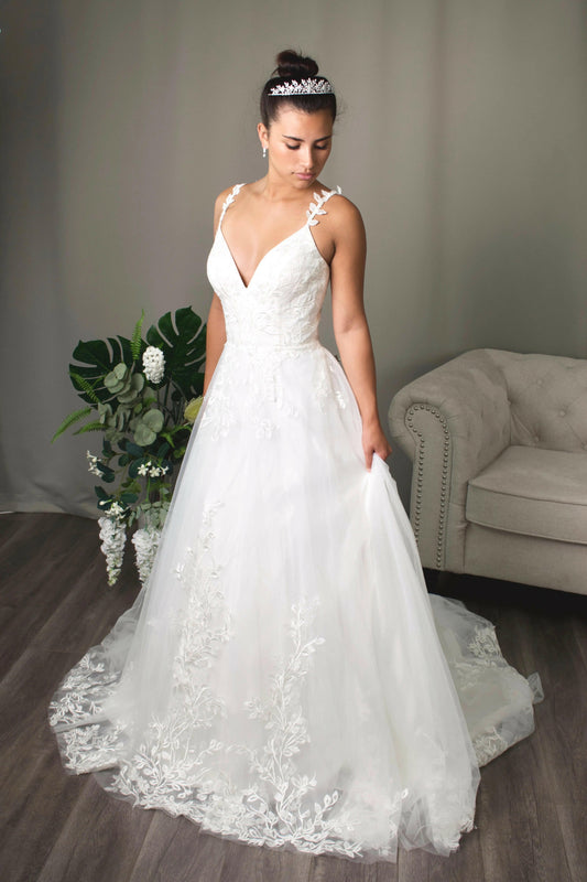 Holly: Elegant A-line Lace Bridal Gown Divinebridal
