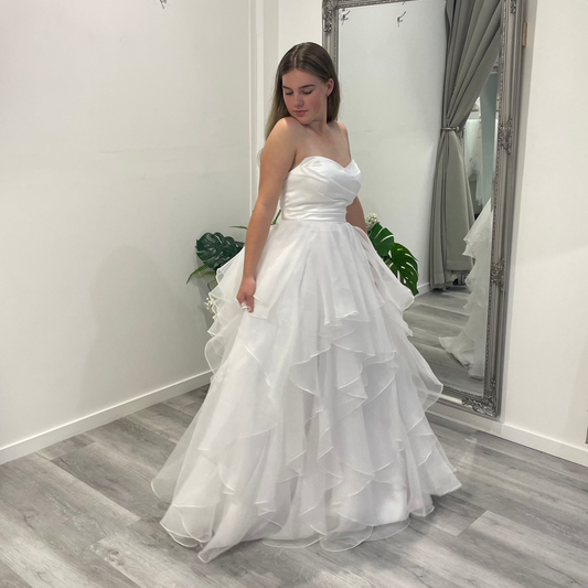 Aurora Debutante Dress | Customisable Bodice & Skirt Set for Timeless Elegance Divine Bridal