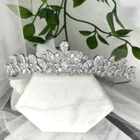 Patricia Bridal Tiara: Timeless Elegance for Your Special Day.