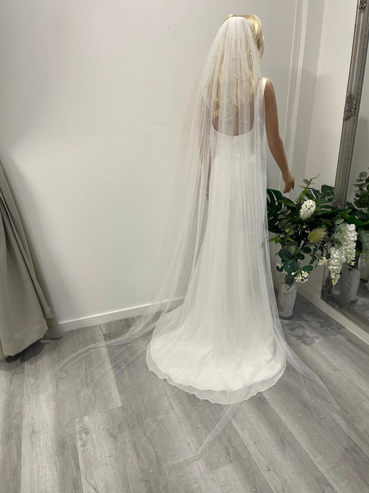 Side view of 2.5-meter veil showing pearl detailing and soft drape