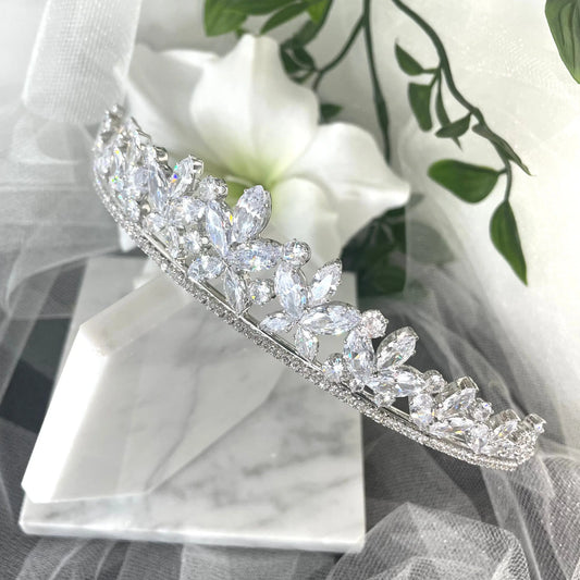 Sia Crystal Bridal Wedding Tiara Headpiece: Exquisite Cubic Zirconia Elegance.