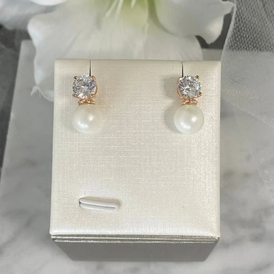 Zara Pearl & Diamante Bridal Set.
