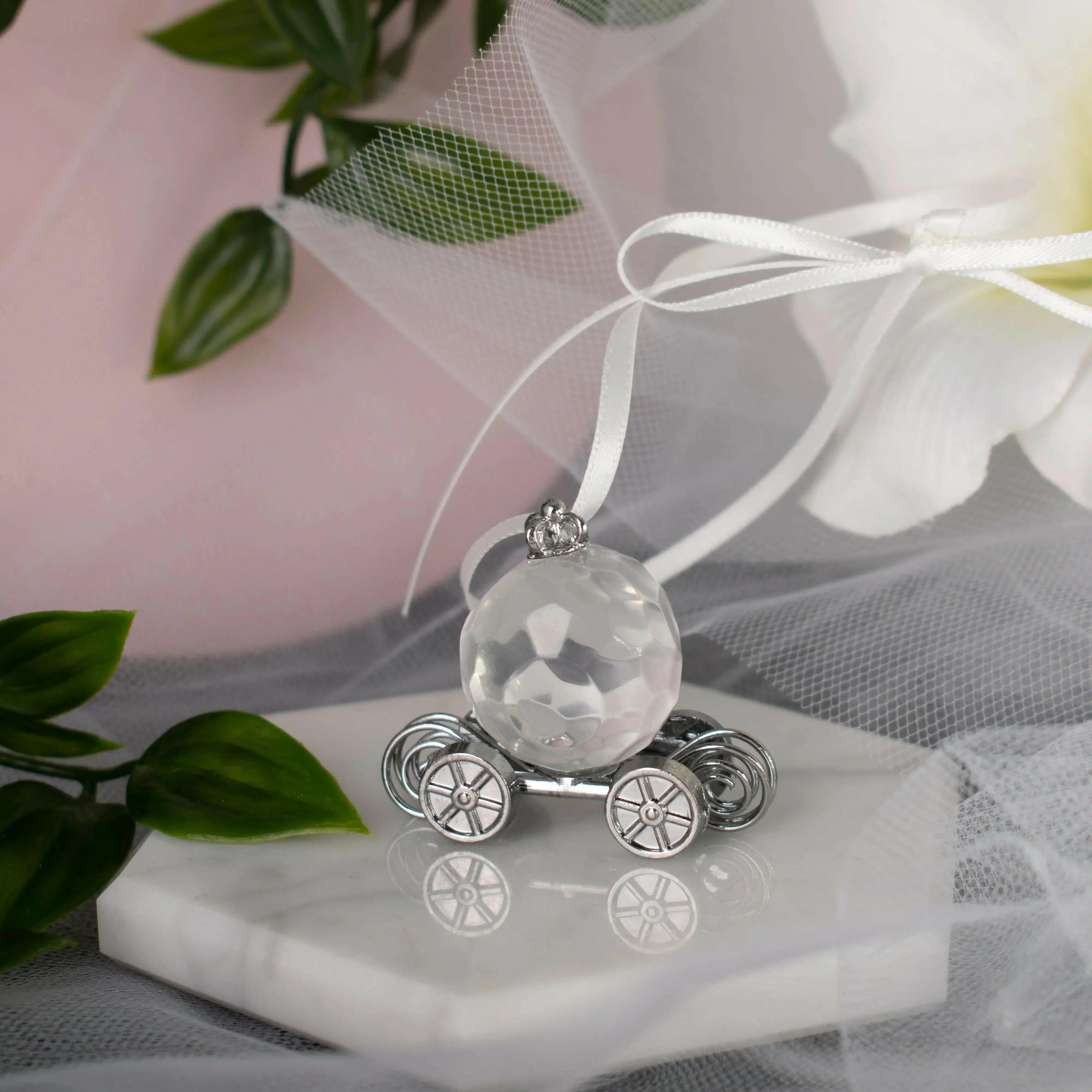 Cinderella Carriage Wrist Charm: Enchanting Wedding Charm.