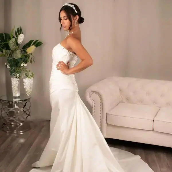 Colette Bridal Wedding dress: Sweetheart Satin Mermaid Elegance.