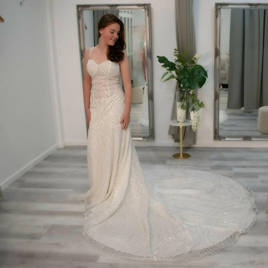 Enchantia Beautiful Bride Gown: An Epitome of Ethereal Beauty and Modern Elegance.