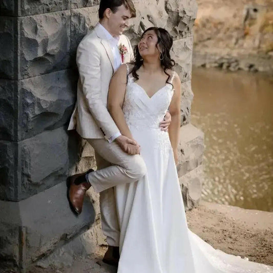 Harlow Bridal Wedding Dress - Boho Elegance with Lace Appliqué.