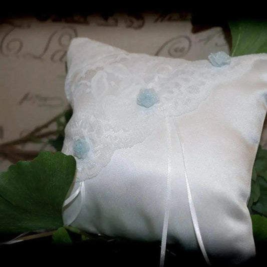 Lace & blue floral ring pillow.