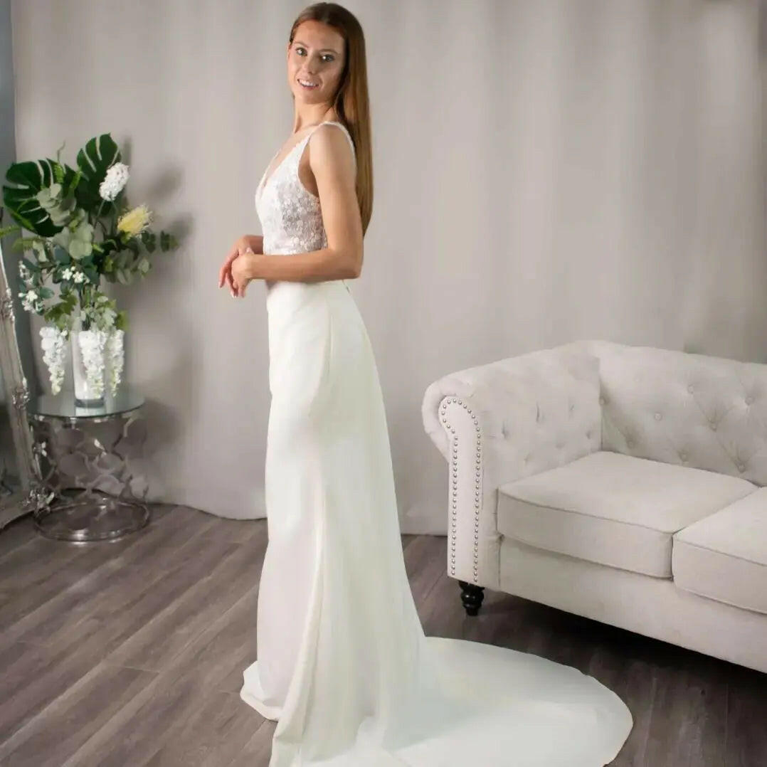 Meredith Australia's Mermaid Style Wedding Dress.