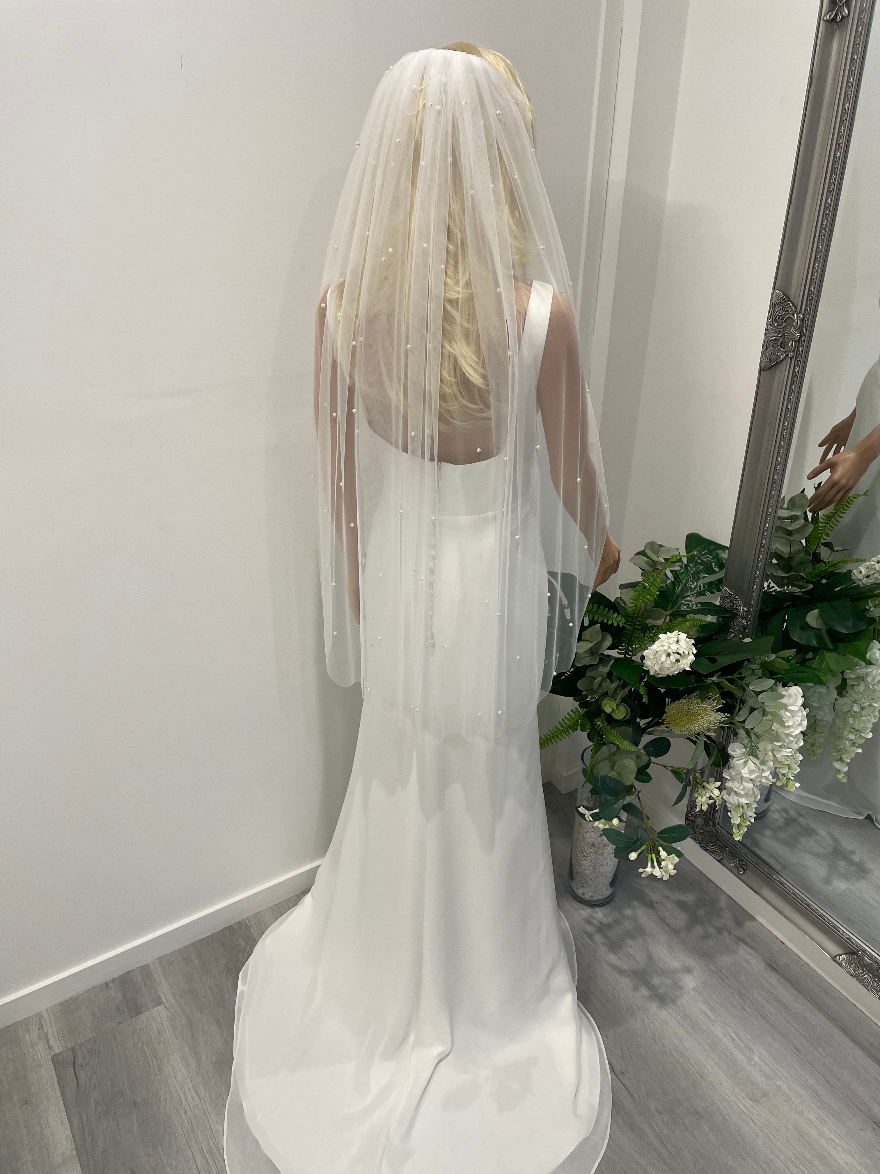 Bride wearing 1m pearl bridal veil with soft tulle – back view