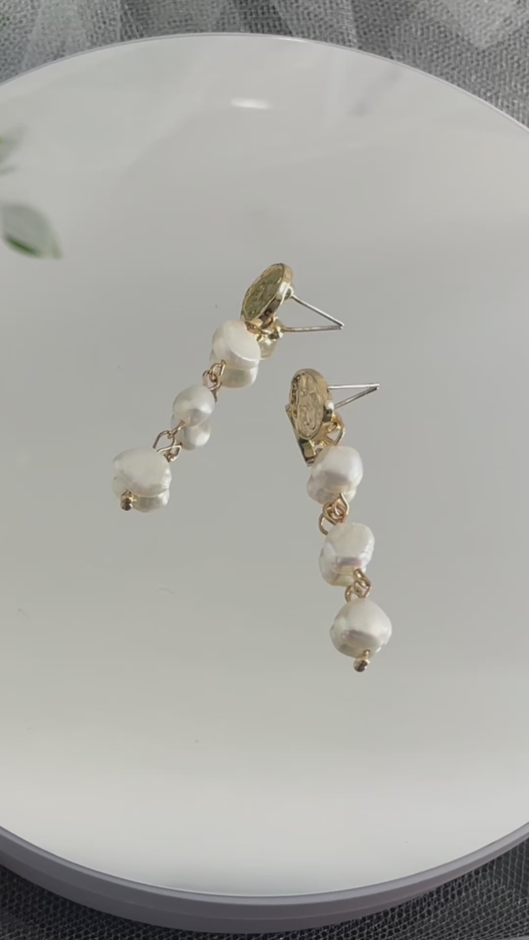 Lancee Bridal Earrings.