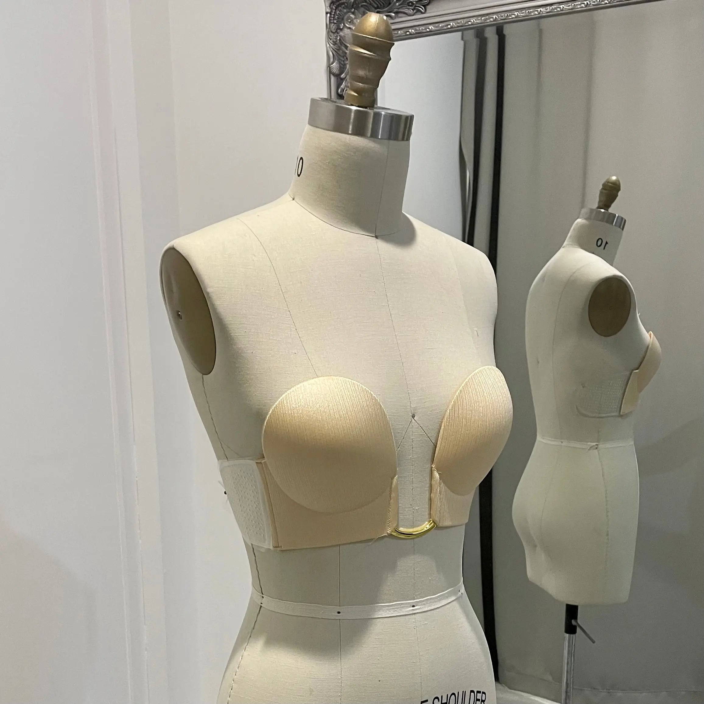 Magical Lift adhesive bra Divine Bridal