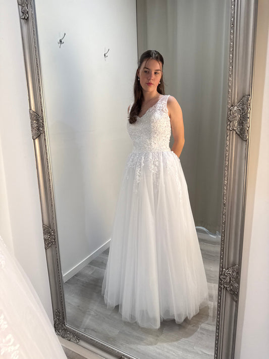 (Copy) Bella Debutante Dress – Satin Corset Deb Gown with Sweetheart Neckline Divine Bridal