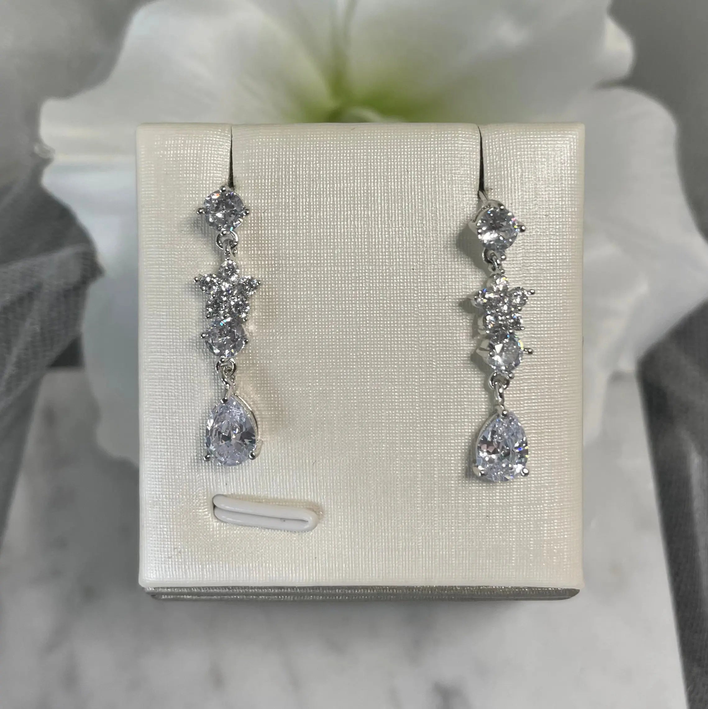 Camilla Necklace & Earring Set.