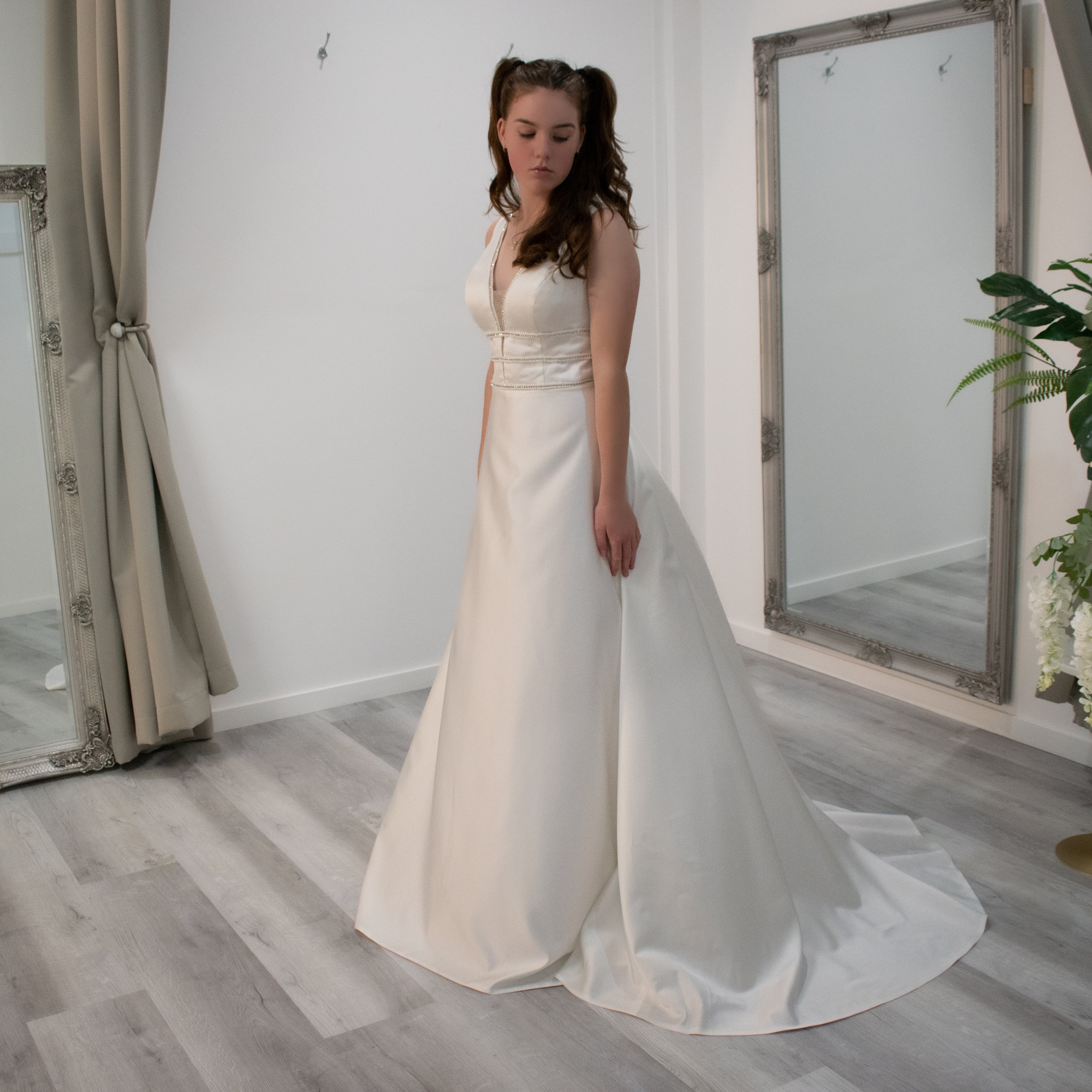 WEDDING DRESSES & MOTHERS OF BRIDE AND GROOM DRESSES, MELBOURNE – ALEEM  YUSUF