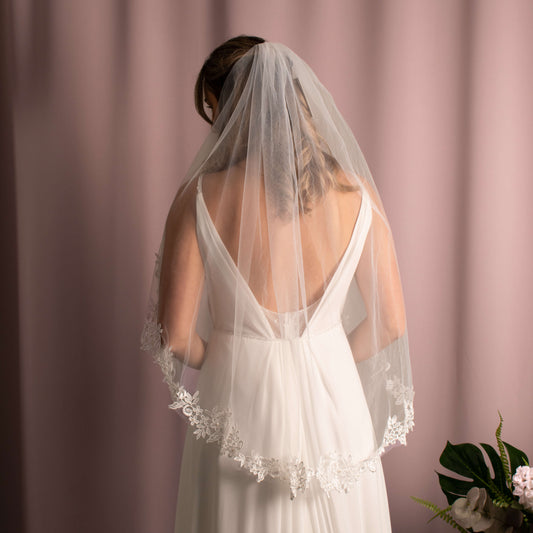 Grace Loves Lace Veil in light ivory, adorned with lace appliqué and pearls, offering a touch of beauty and elegance, easy-fit with a comb, for the modern bride.