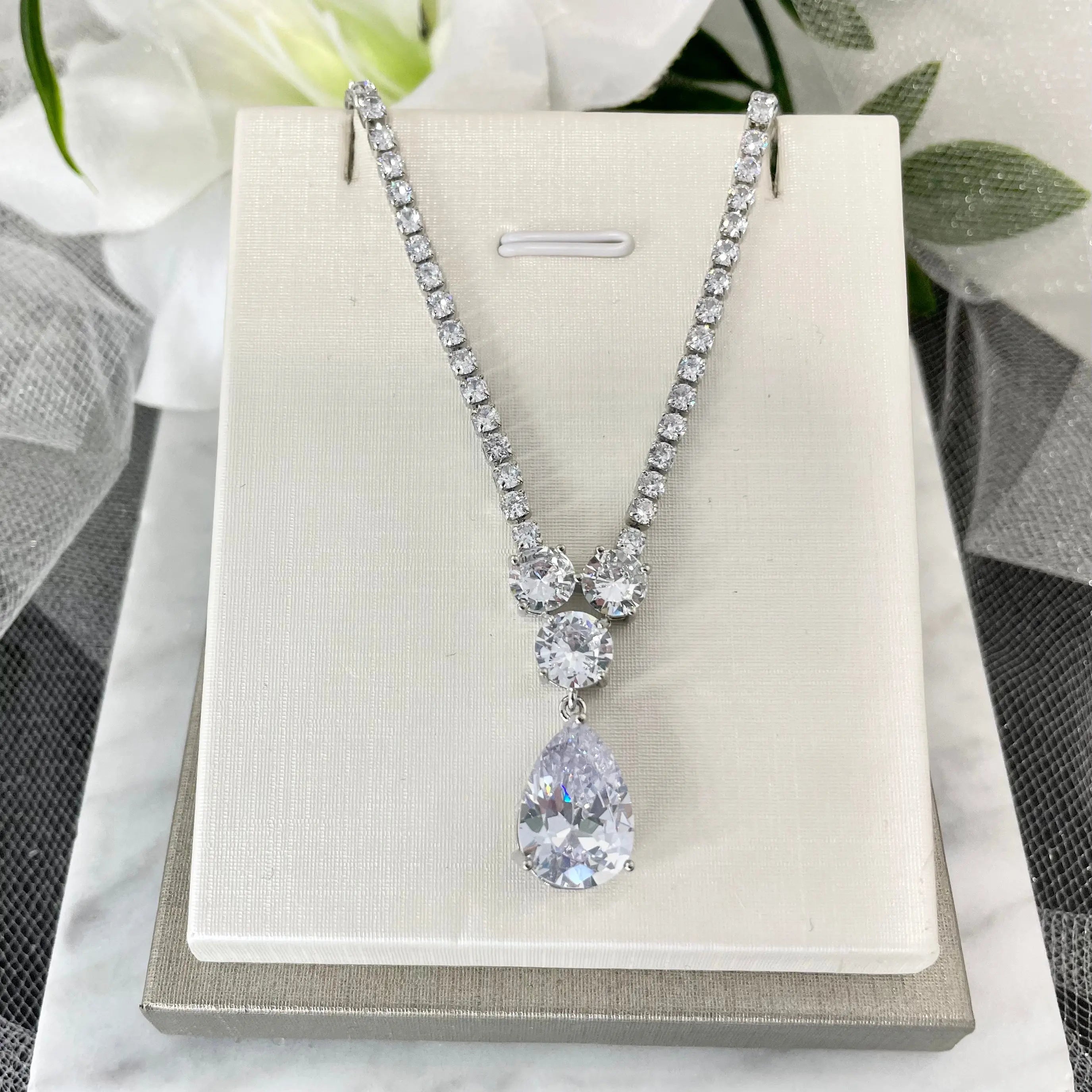 Dayna Diamanté Necklace.