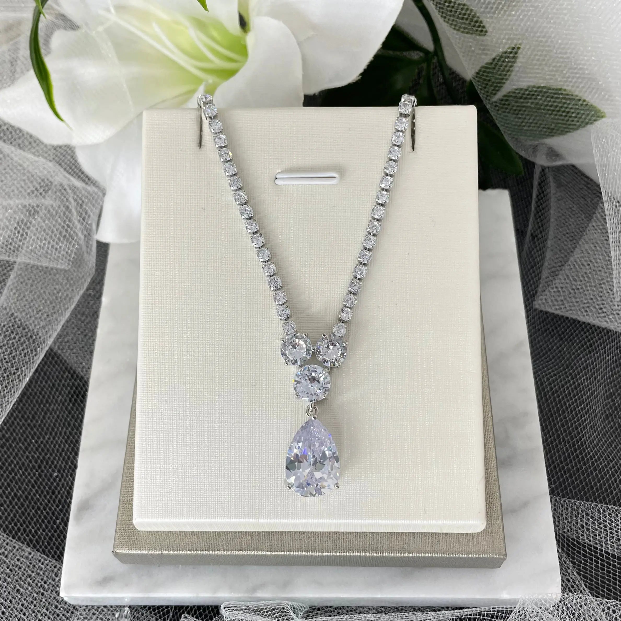 Dayna Diamanté Necklace.