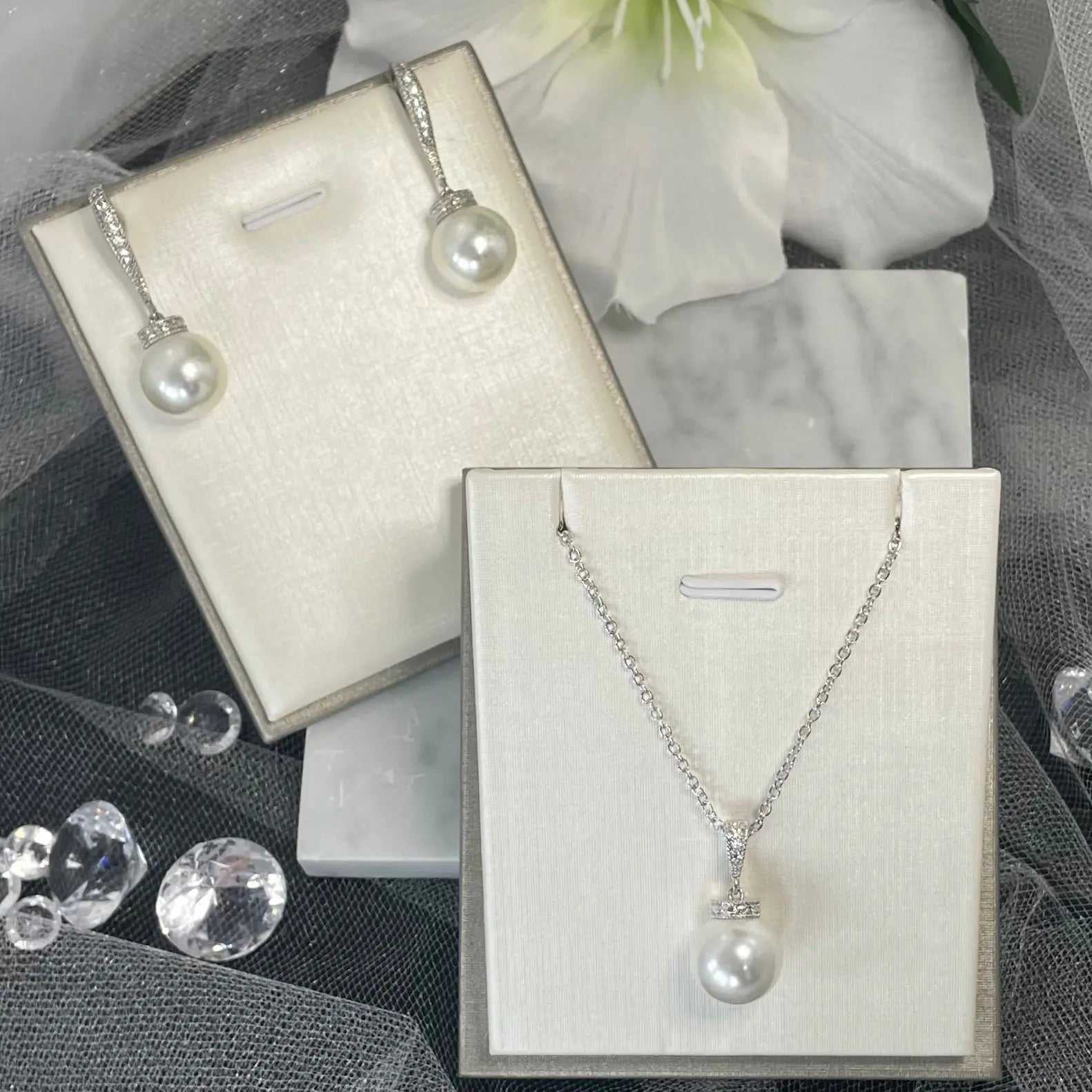 Elsie Pearl Set.