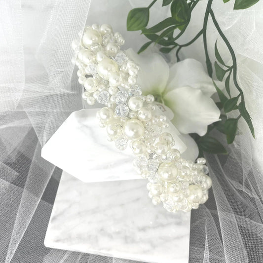 Emily Bridal Handmade Headband: Elegance with Crystals and Pearls.