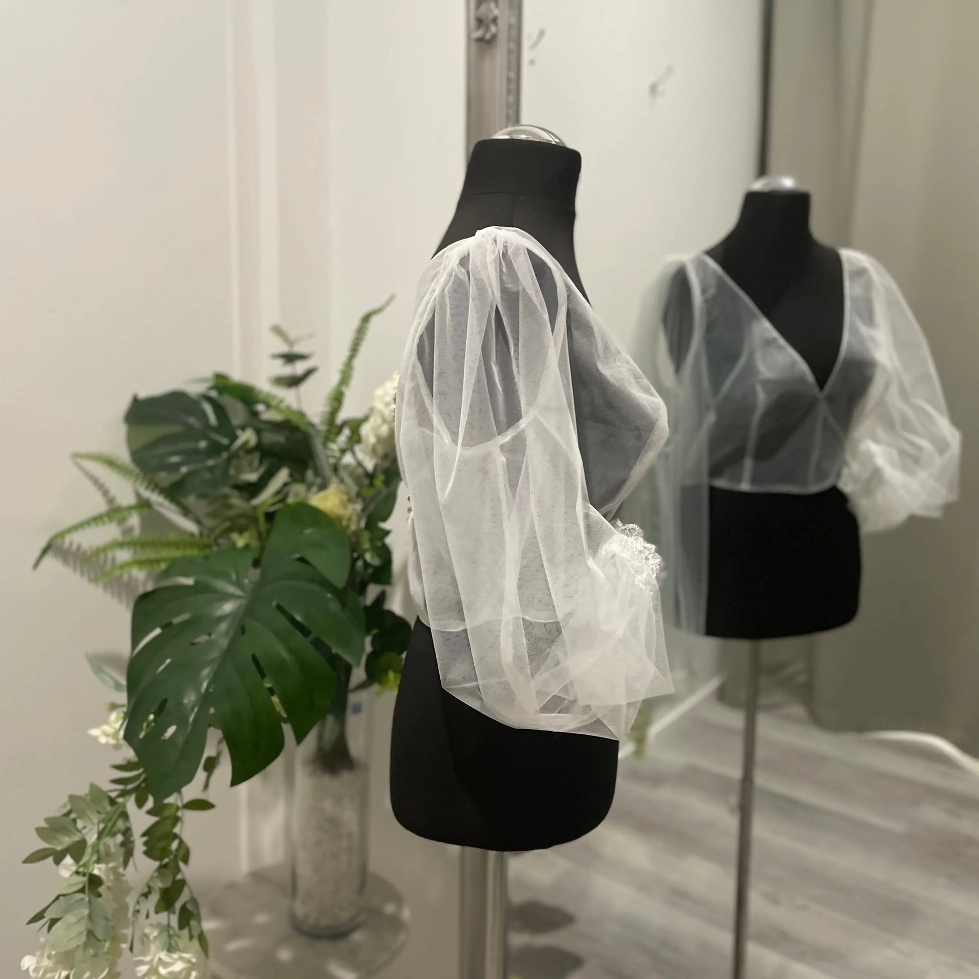 Estelle Lace Bolero Jacket – Refined Bridal Elegance.