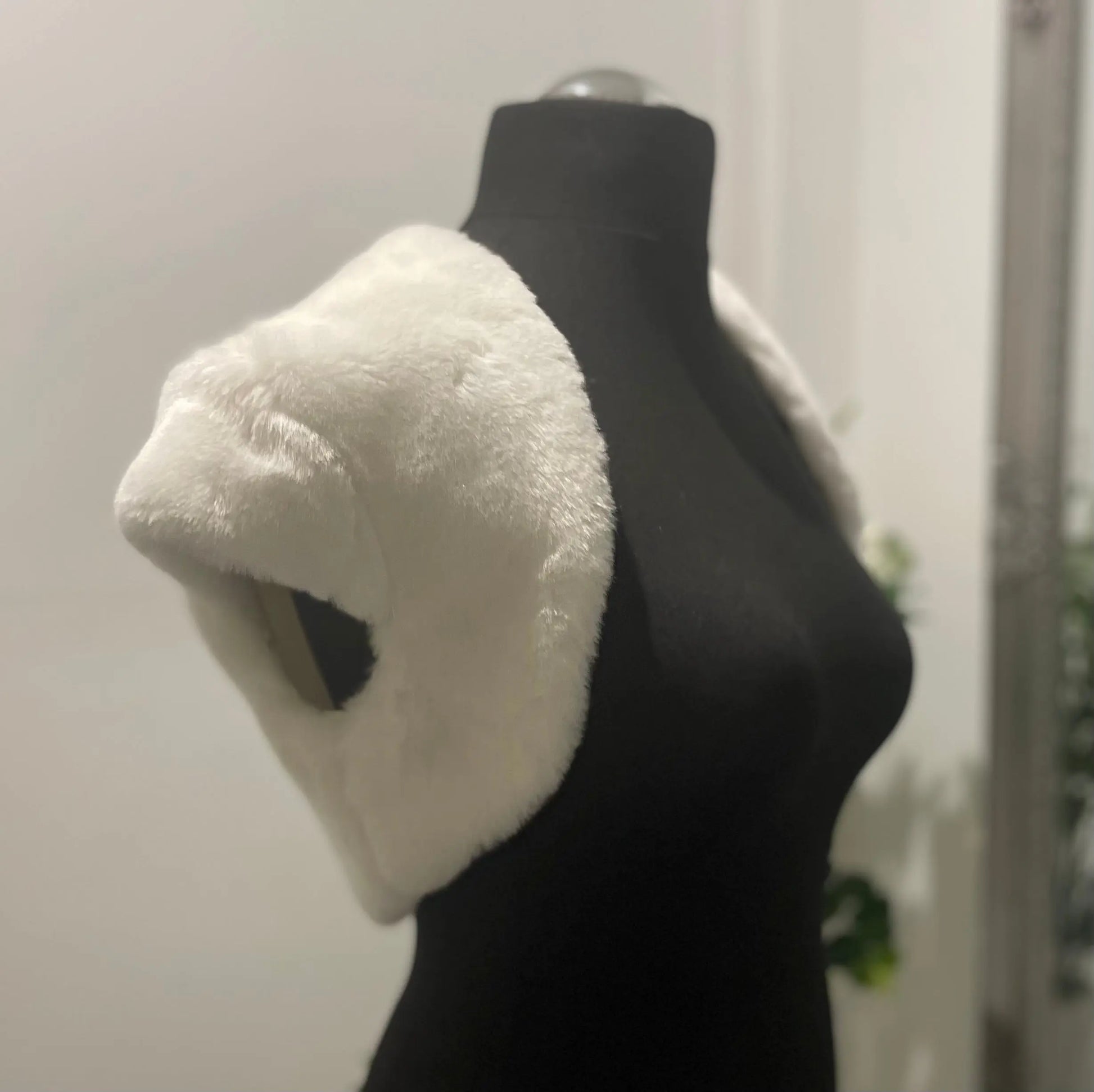 Exquisite Fur Bridal Bolero Jacket.