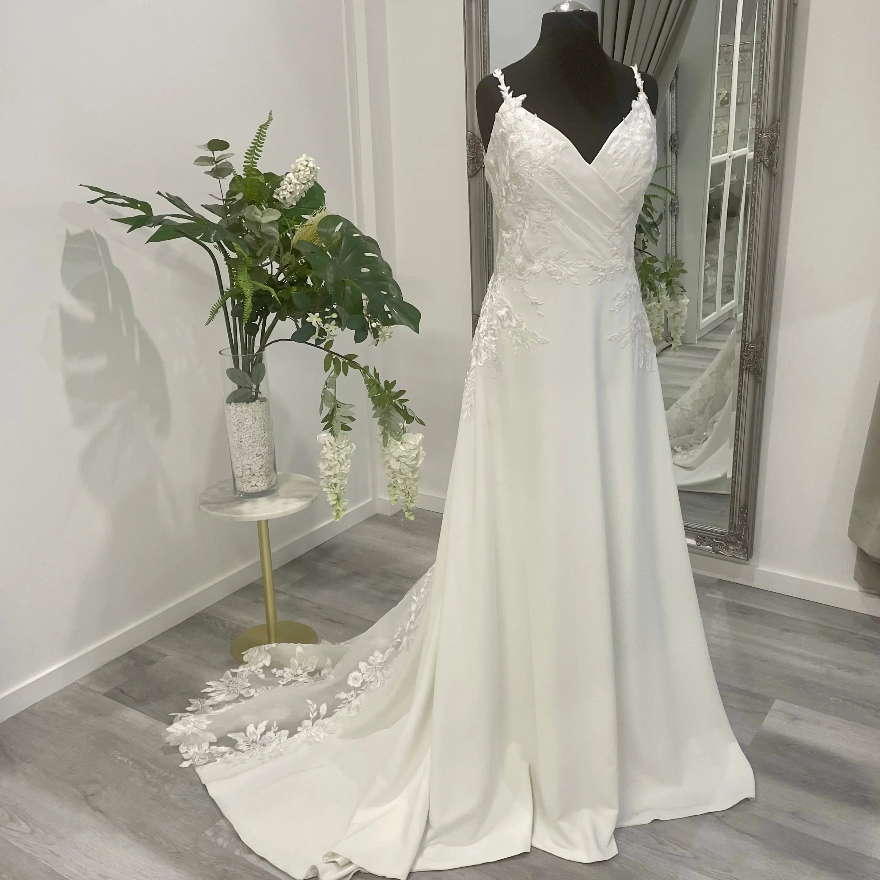 Harlow | Elegant Wedding Dresses | Divine Bridal.