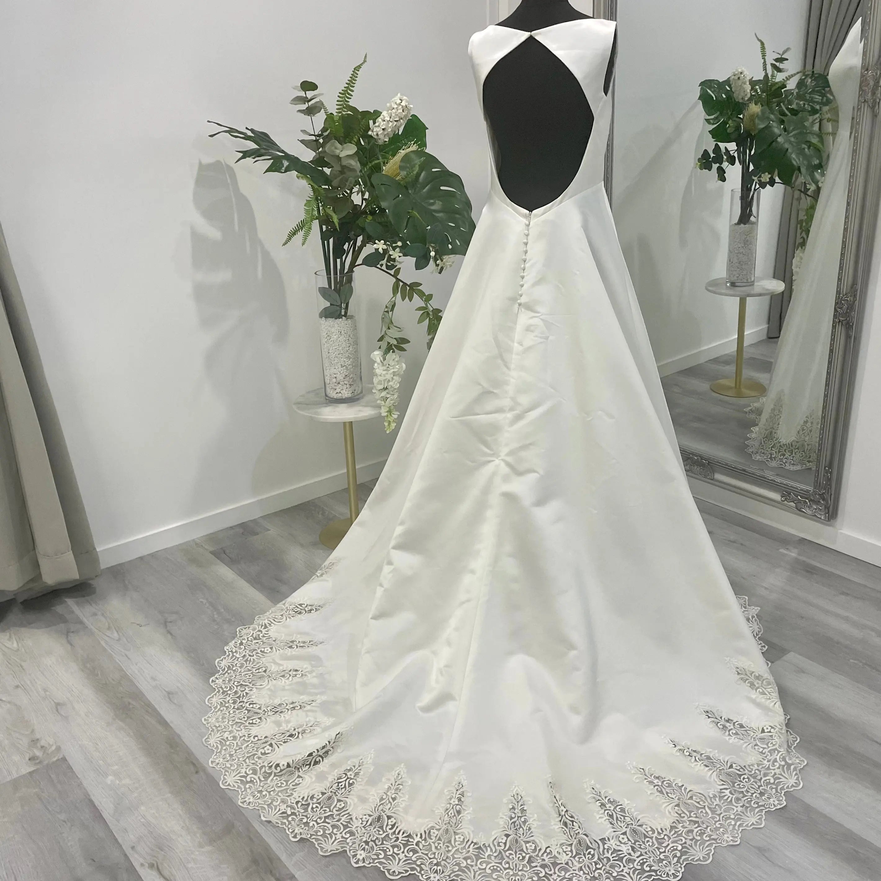 Jenny Bridal Gown & Wedding Dress alterations melbourne.