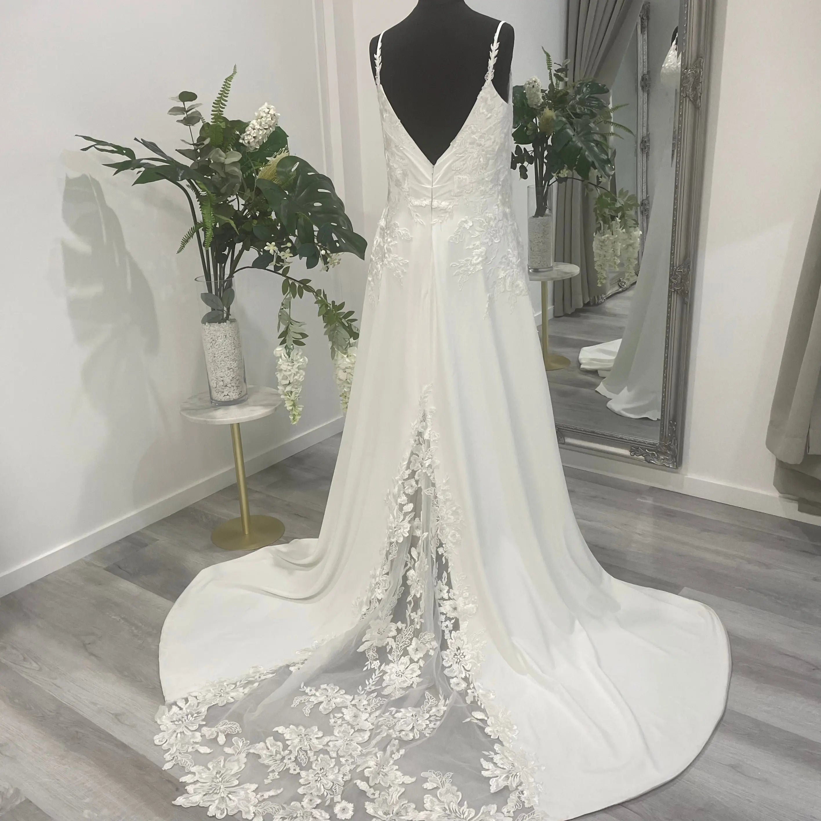 Harlow | Elegant Wedding Dresses | Divine Bridal.
