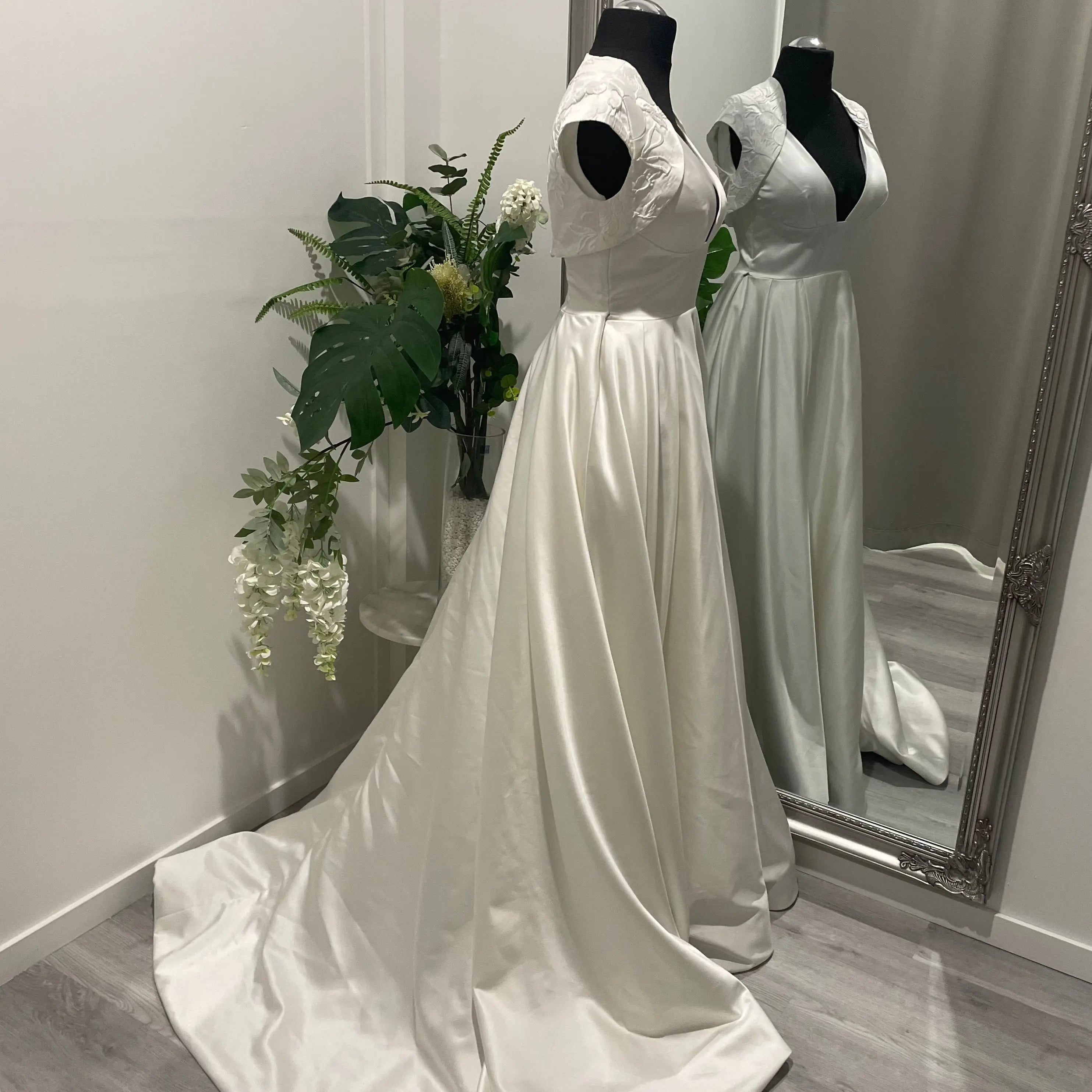 Gemma Cap Sleeve Bolero Jacket for Elegant Bridal Wear.