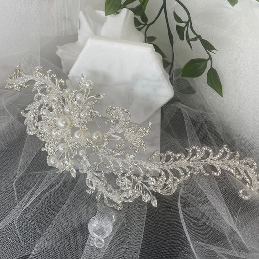 Harmony Bridal Headpiece: Wave Design with Pearls and Crystals.
