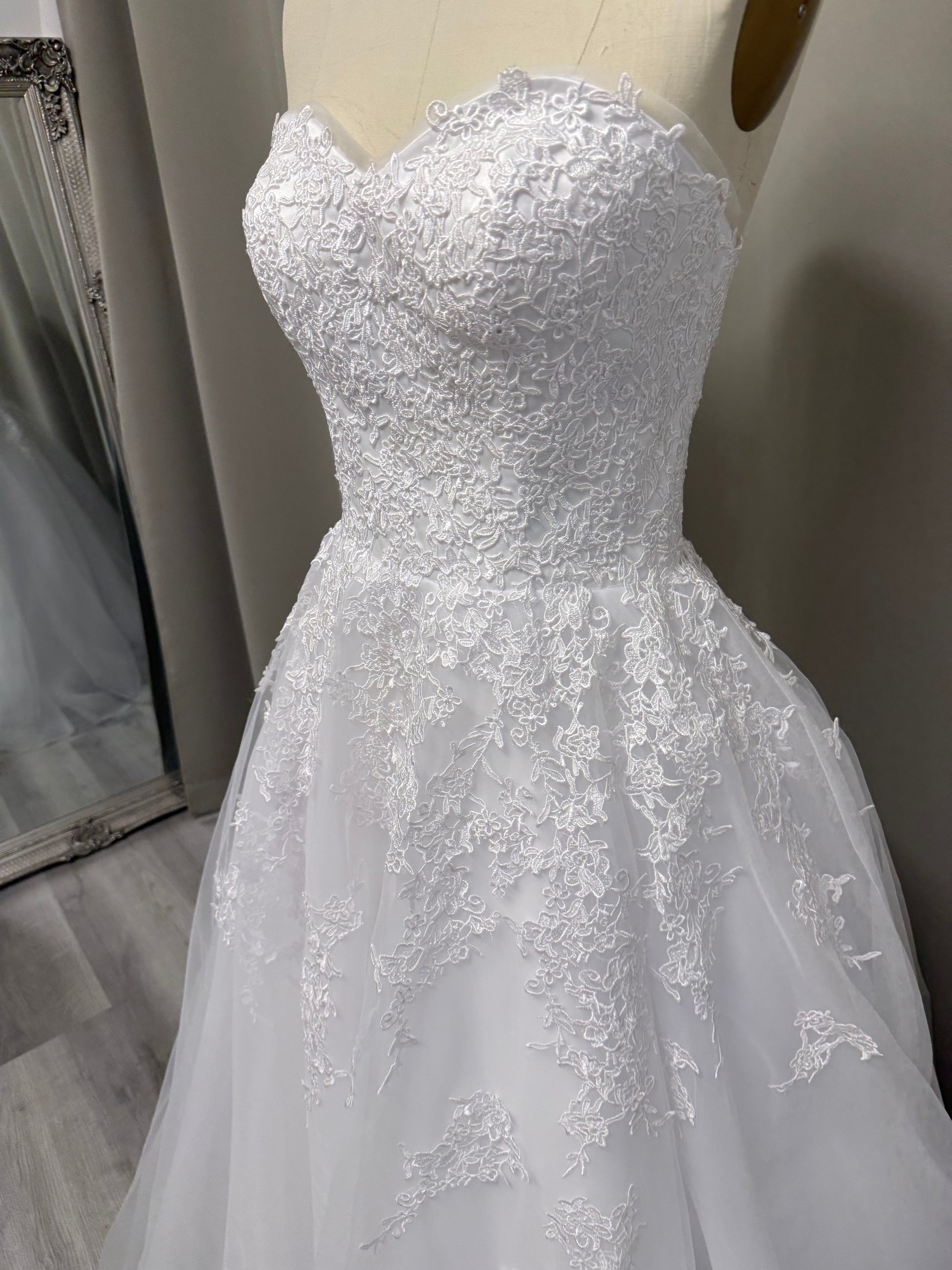 Eve Debutante Dress Melbourne.