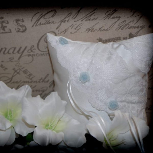 Lace & blue flower ring pillow