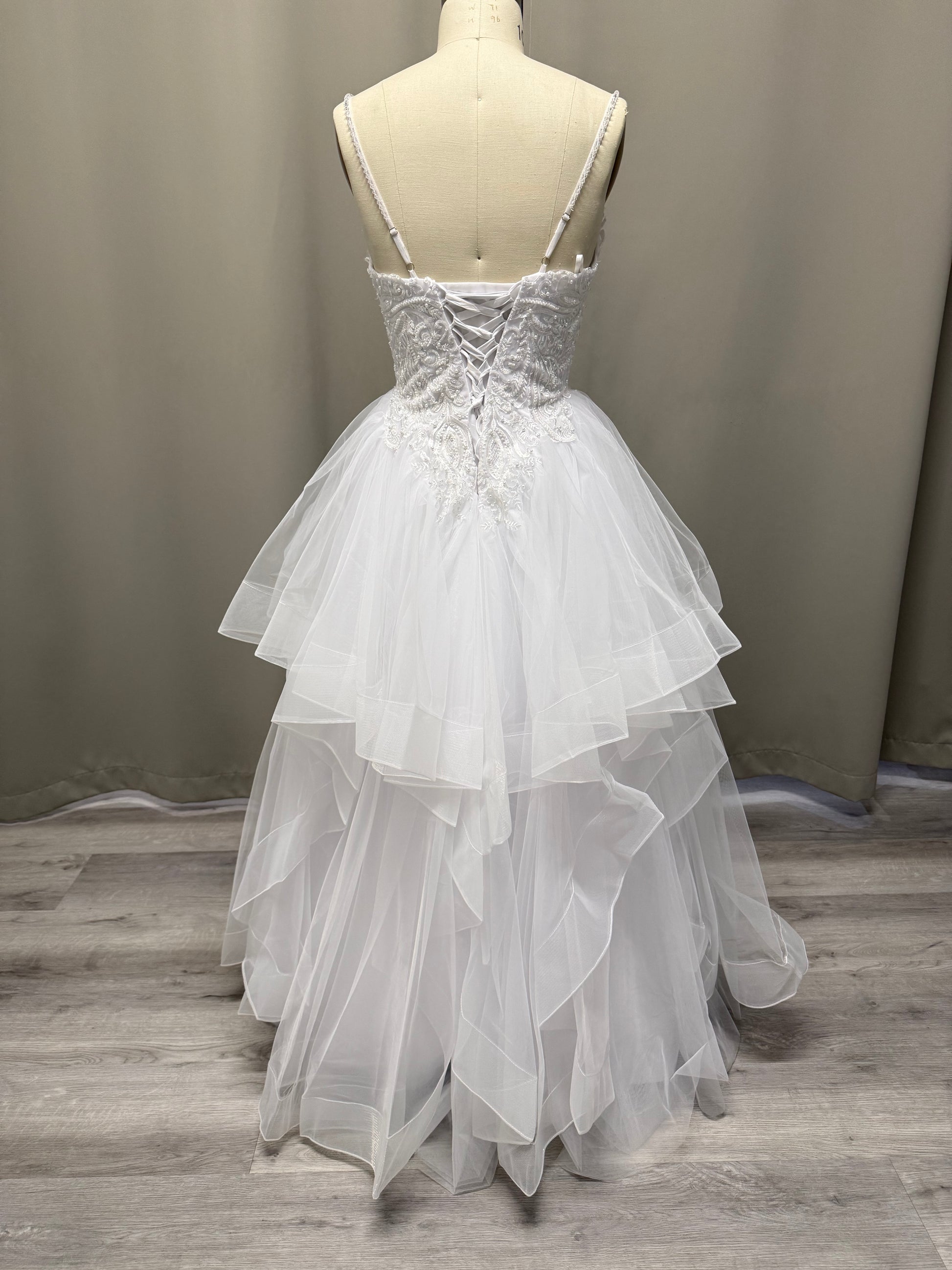 Penny V1 White Debutante Dress – Beaded V-Neck Lace Bodice with Layered Tulle Skirt (Copy).