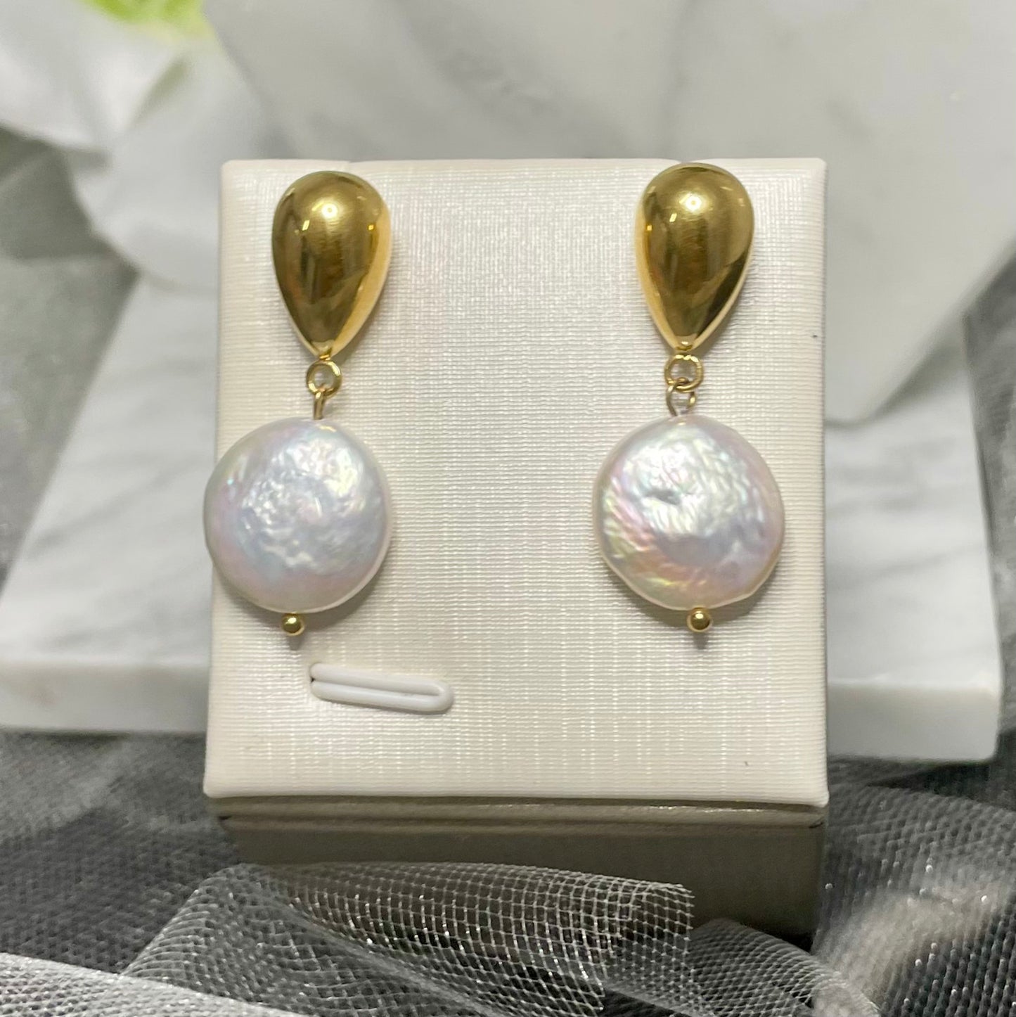 Aurora Geometric Pearl Essence Earrings – Modern Bridal Elegance