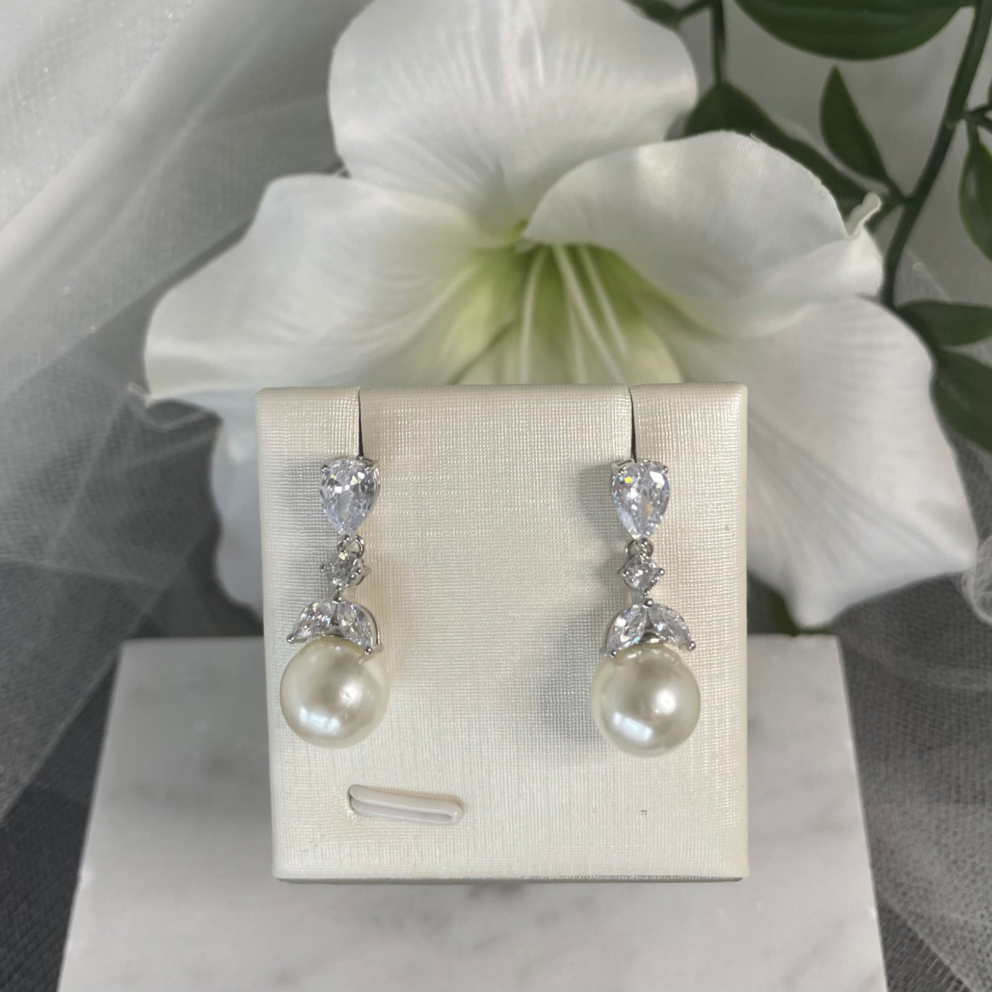 Dina Pearl CZ 925 Silver Bridal Wedding Earrings with Leaf-Shaped Zircon - Divine Bridal