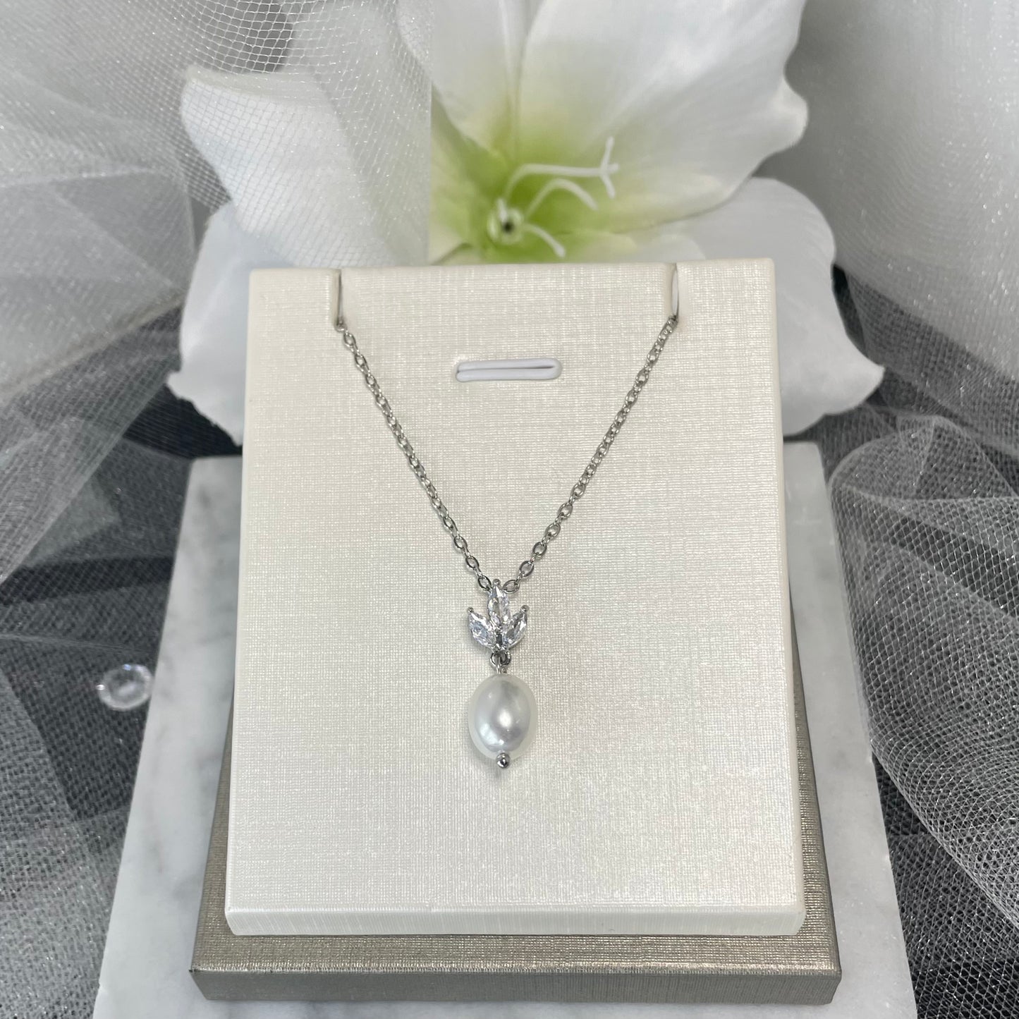 Harmony pearl necklace