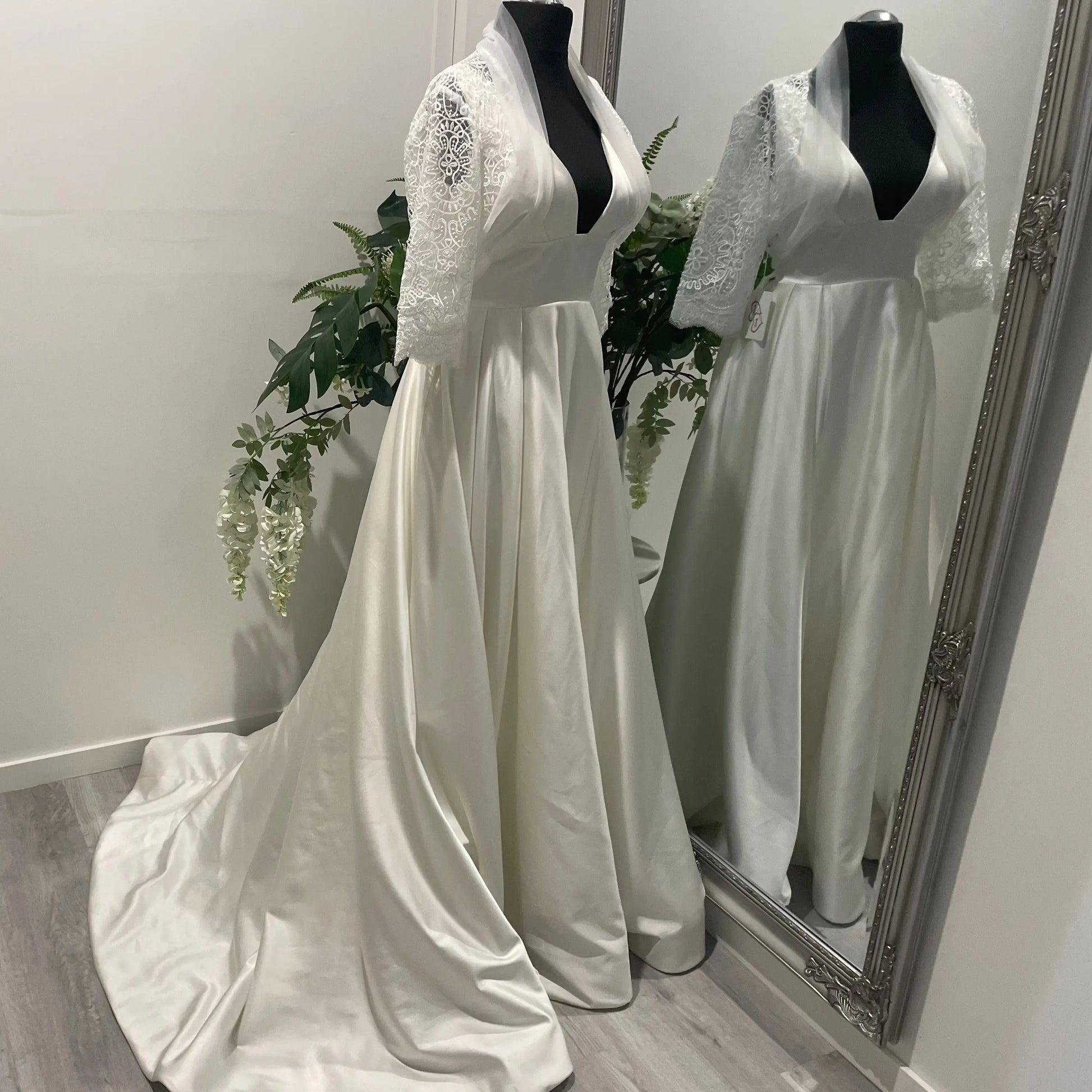 Keira Wedding Bolero Jacket – Sheer Elegance for Your Special Day.