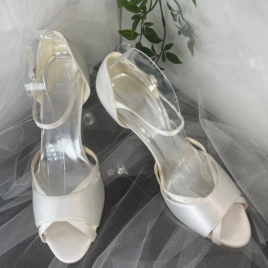 Stacey Elegant Wedding Shoes For Bride.