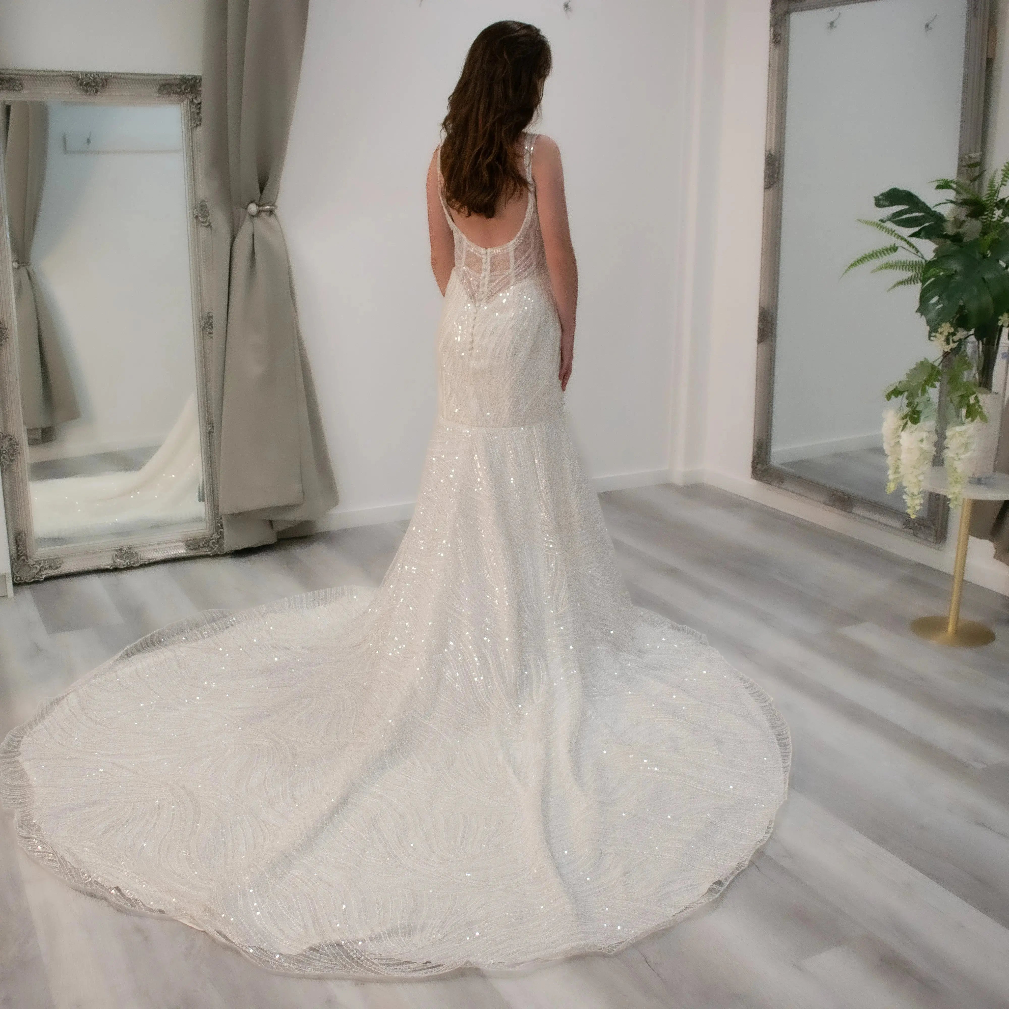 Enchantia Beautiful Bride Gown: An Epitome of Ethereal Beauty and Modern Elegance.