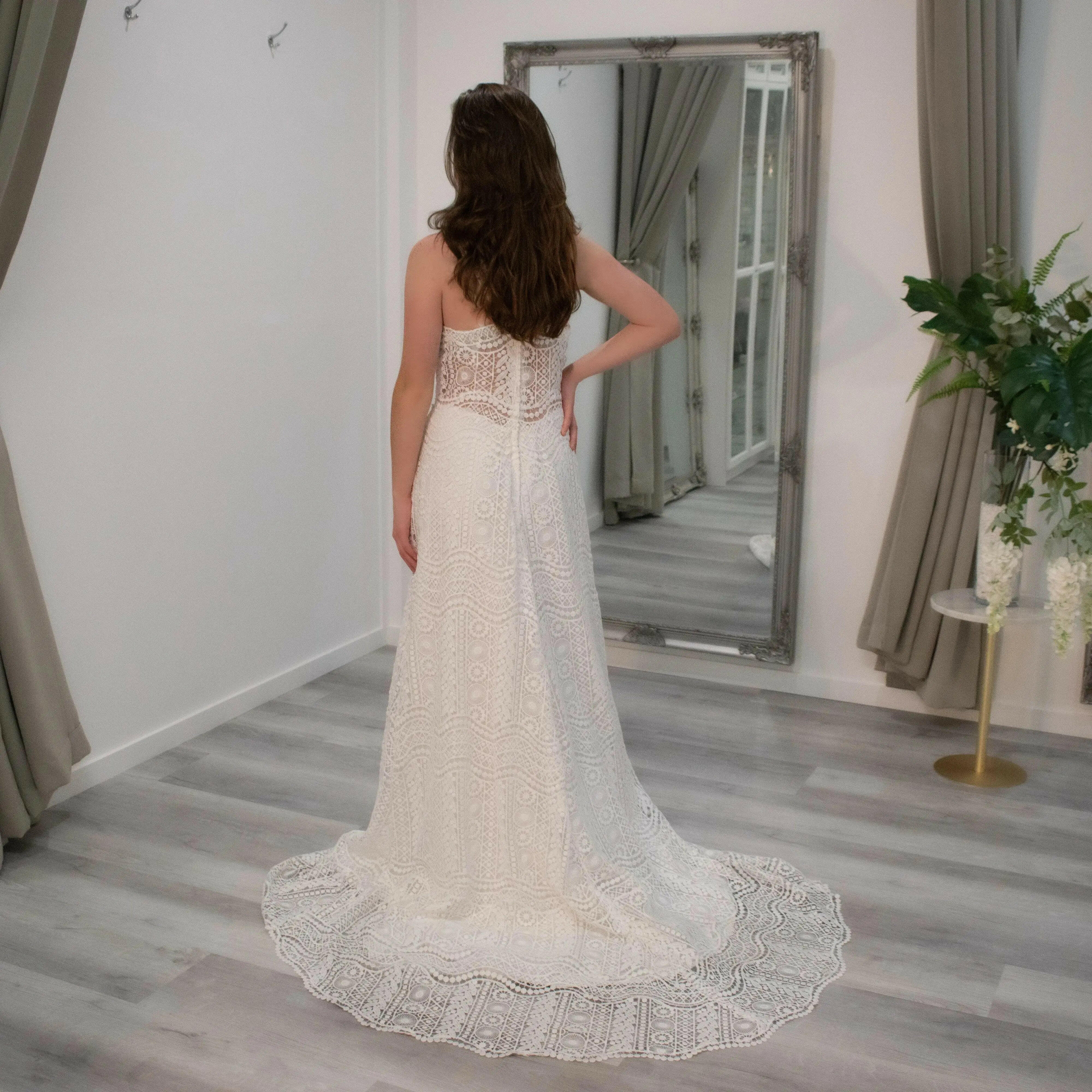 Gwen Boho-Inspired Vintage Wedding Dress.