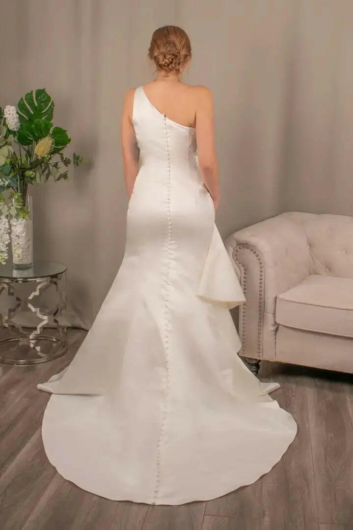 Helena: Mermaid with One Shoulder Satin Wedding Dress.