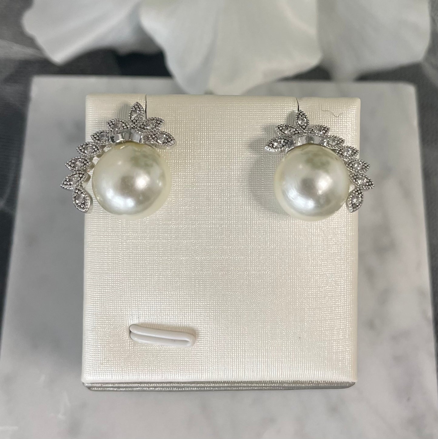 Gloria Necklace & Earring Set