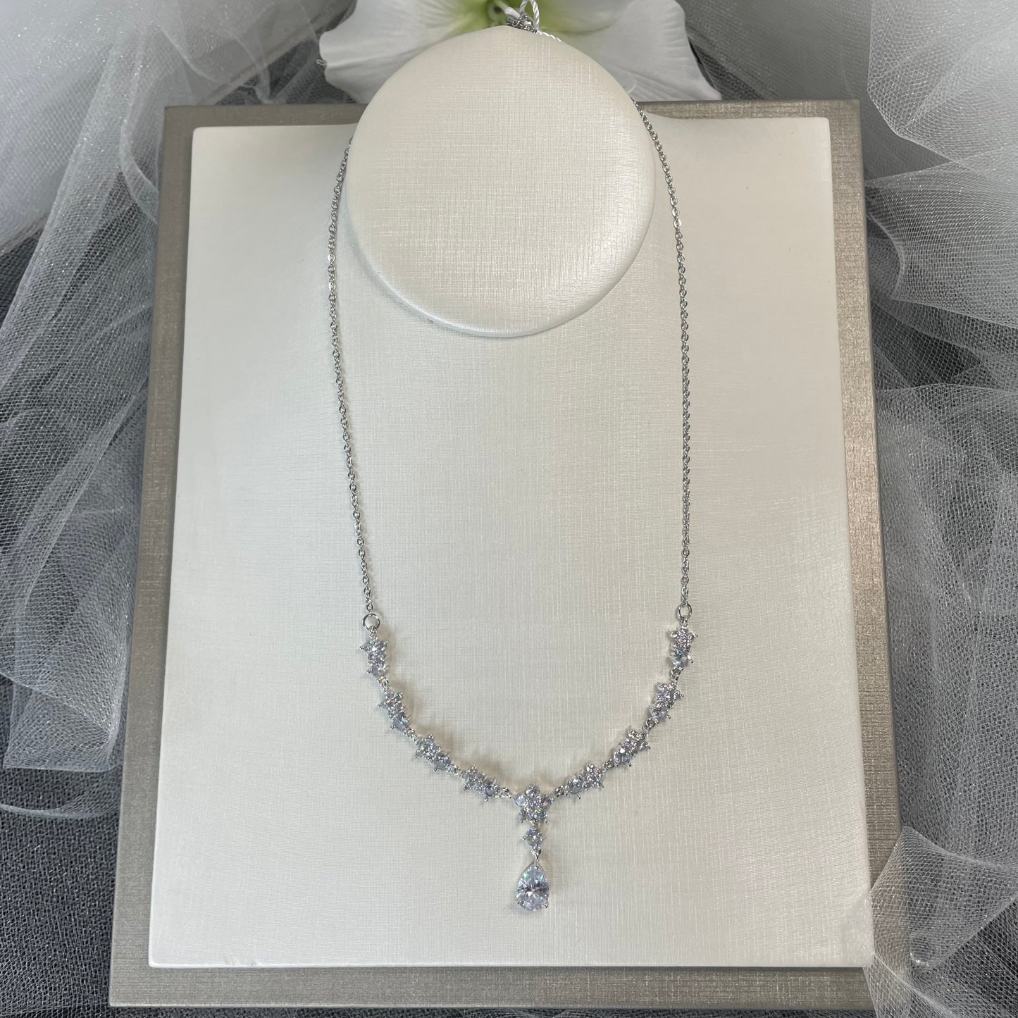 Camilla Necklace & Earring Set