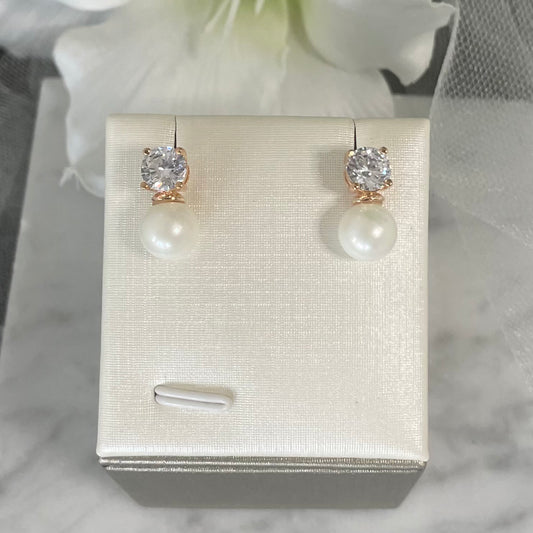Zara Pearl & Diamond Pendant Set