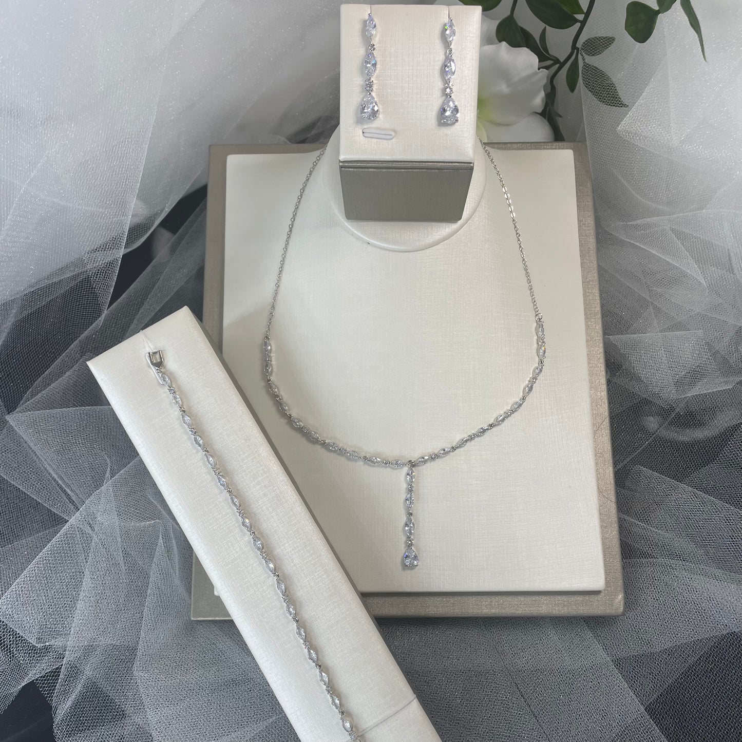 Ally Diamanté Drop Earrings, Necklace & Bracelet Set