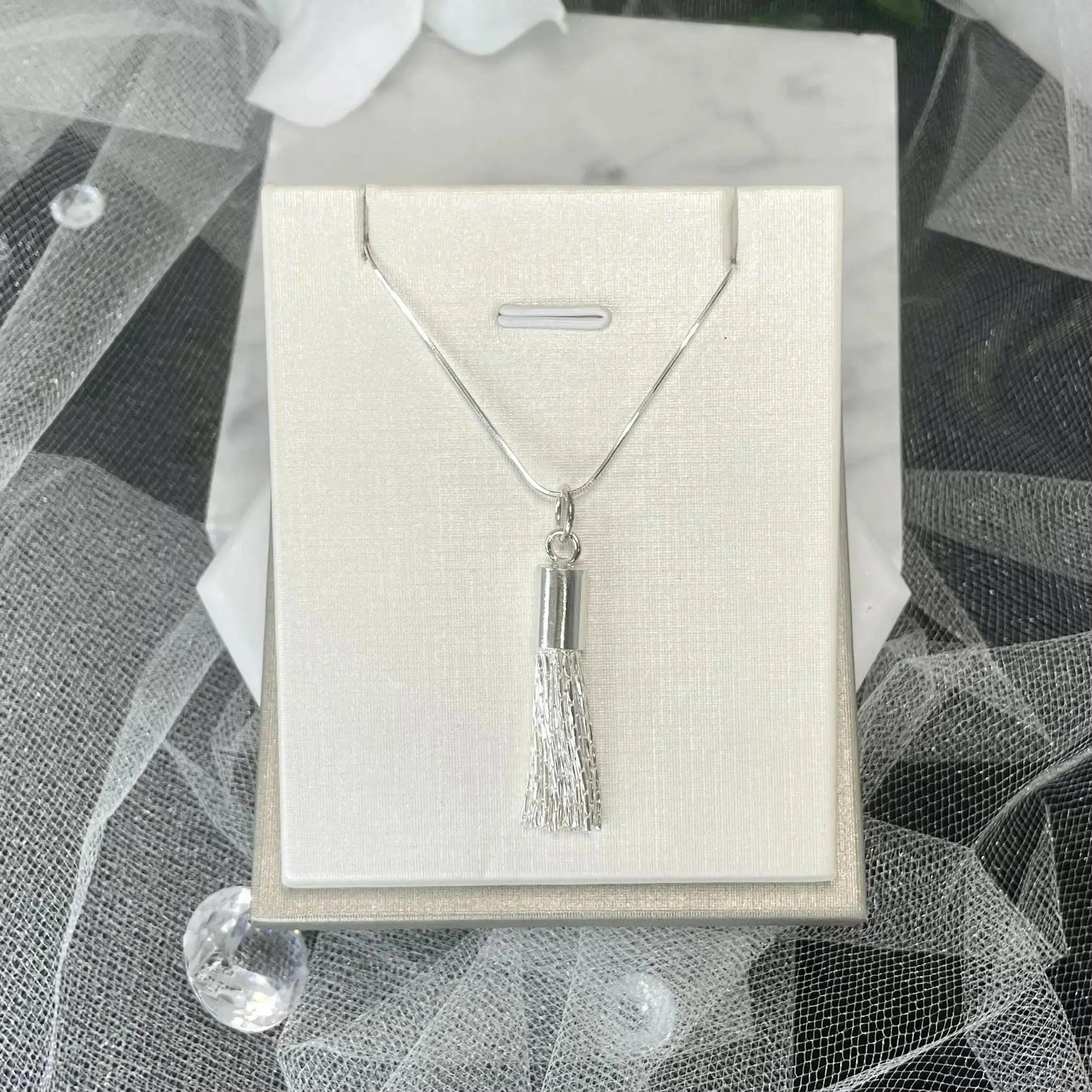 Merrily Silver Necklace.