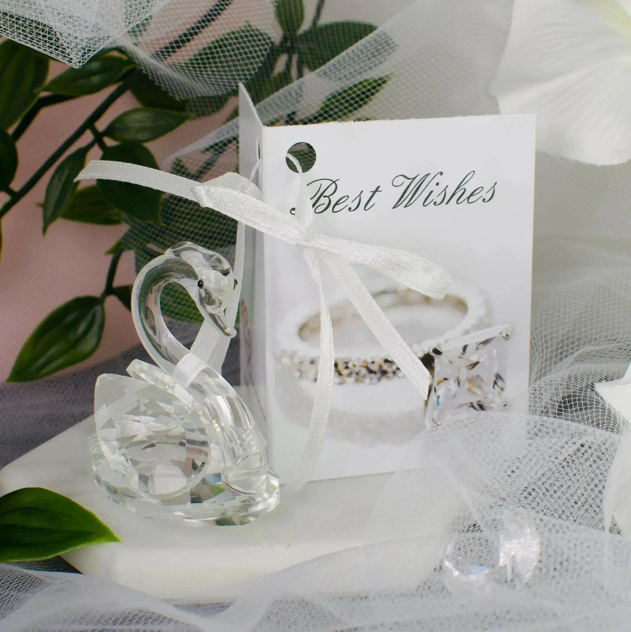 Swan Wrist Charm: Elegant Bridal Charms.