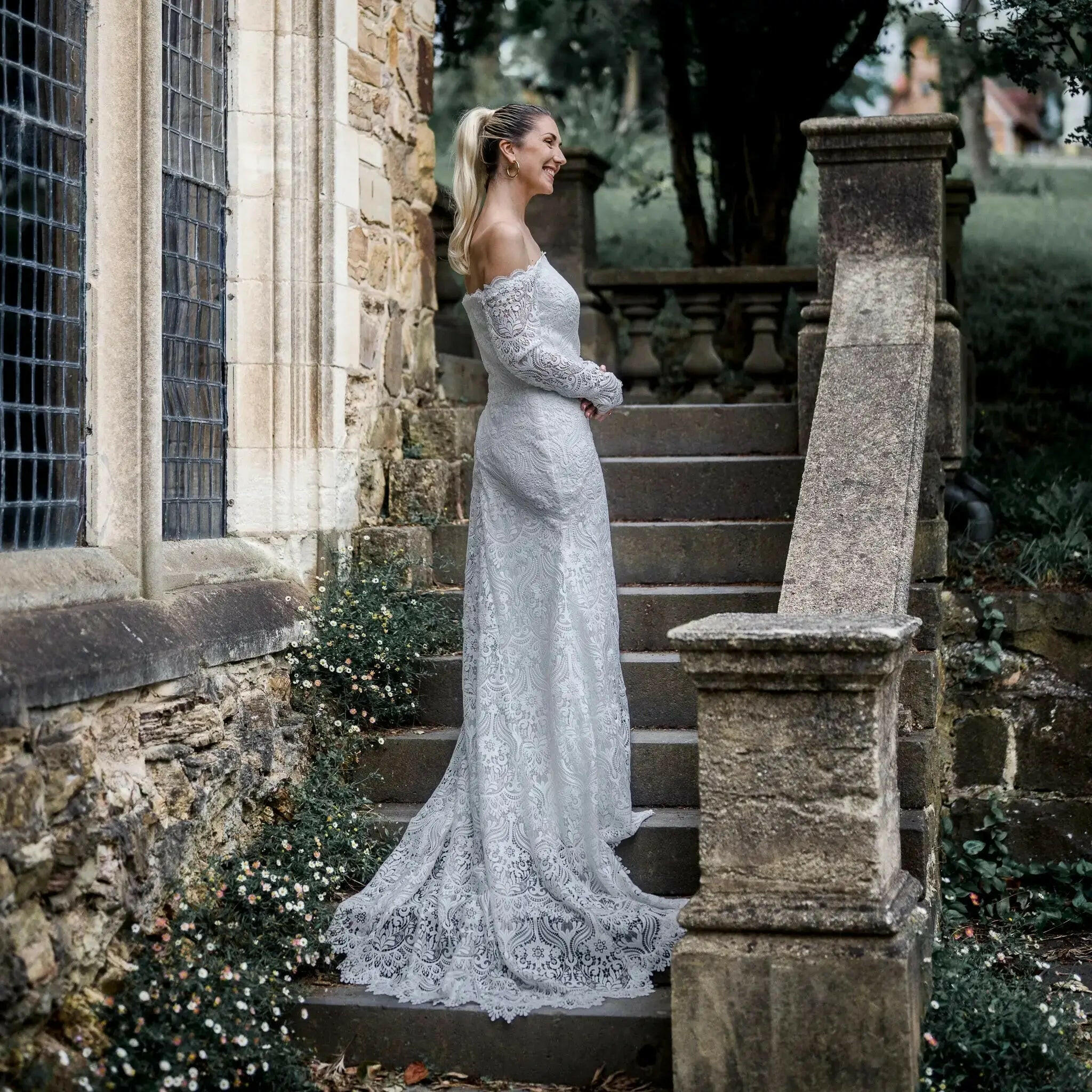 Wedding Dress Celaya: Boho Bridal Boutique Elegance.